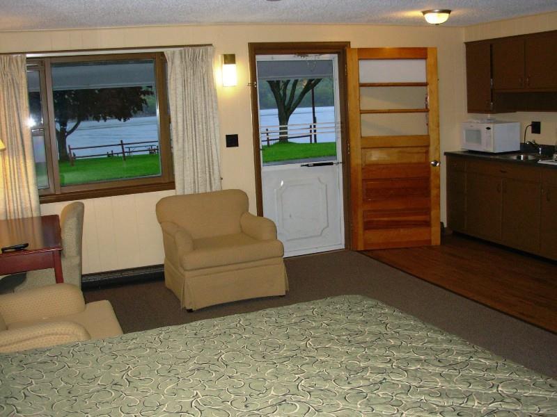 Red Carpet Inn On The Lake - Онеонта Номер фото